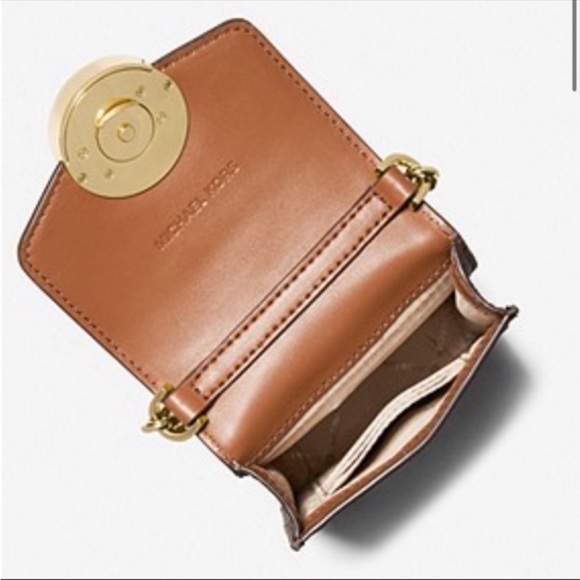 Michael Kors Carmen Small Logo Smartphone Crossbody Bag Vanilla - Picture 2 of 4